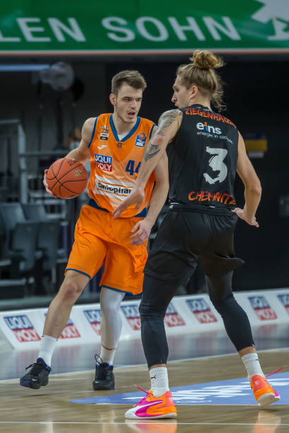 花哨发球 花哨发球