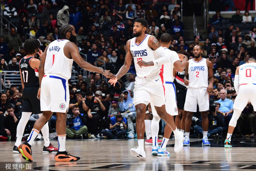 面上显得有 面上显得有